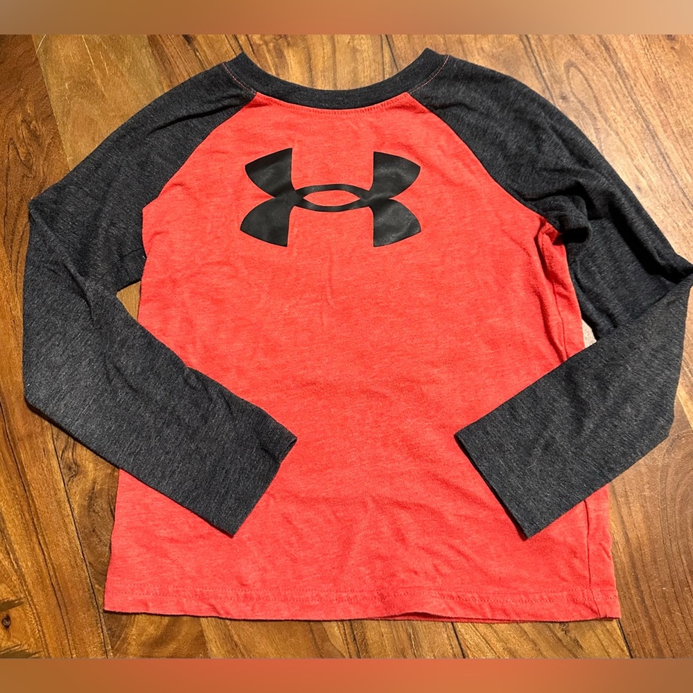 Red Under Armor Long sleeve boys shirt